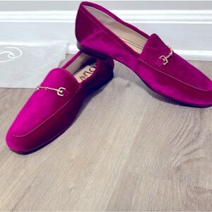 San Edelman Loraine Loafer beautiful Fuchsia Color, brand new.